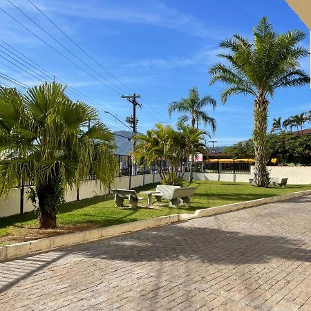 Apartamento Ubatuba, Itagua, Bem Localizado, Duas Vagas De Garagem Bagian luar foto
