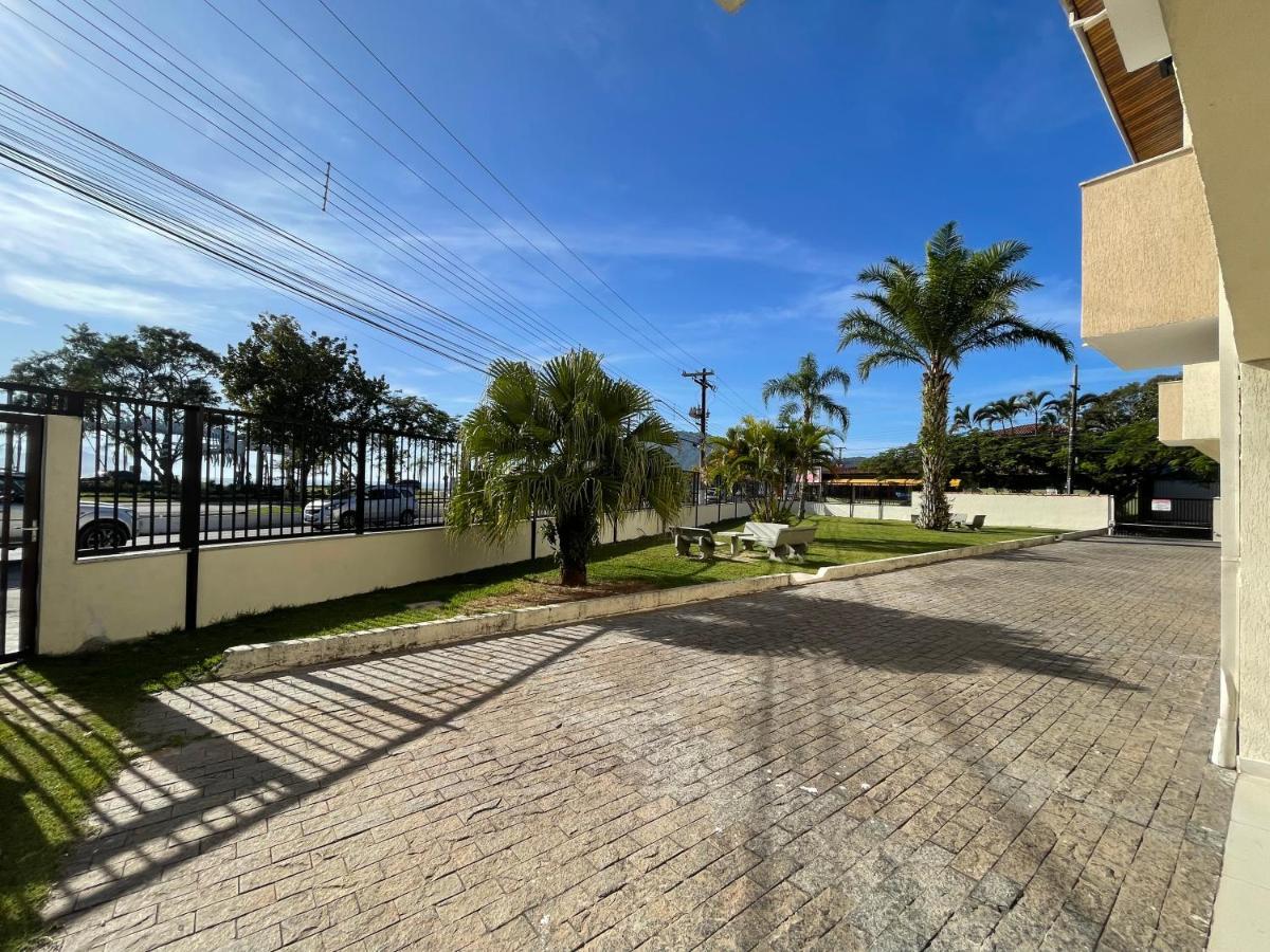 Apartamento Ubatuba, Itagua, Bem Localizado, Duas Vagas De Garagem Bagian luar foto